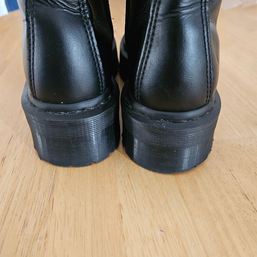 Dr. Martens Vegan Jadon II Mono Platform Boots Black Sz 7M FLAW - Picture 3 of 13